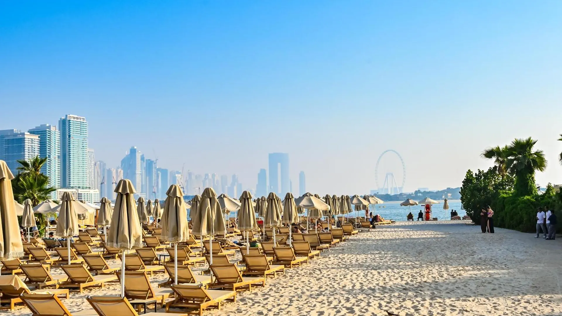 Luxury Studio - Sea View, Beach Access & Infinity Pool - Seven Palm Residences Dubai Apartment